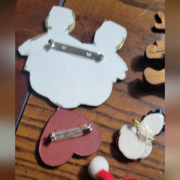 Vintage 6 handmade Holiday Christmas Brooch Bundle - Picture 3 of 10